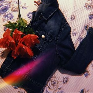 Medium Wash Cropped Denim Jacket